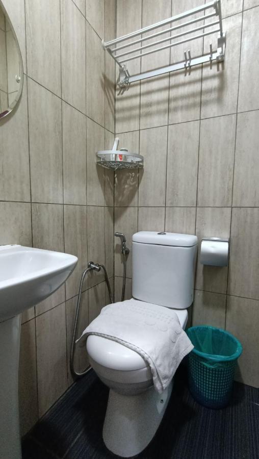 Oyo44066尤尼卡亚小屋 亞庇 外观 照片